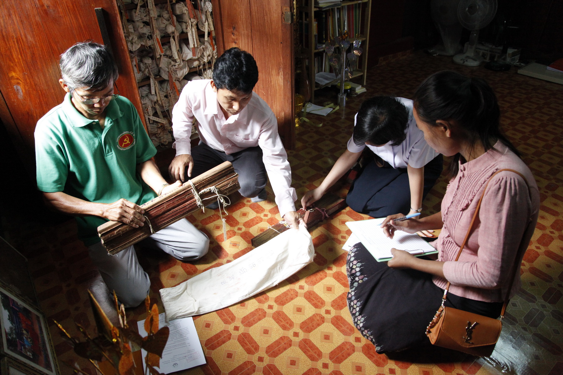 laos/2014-11-08_สปปลาว_ประมวลถ่ายใบลาน_สกุลพัฒน์ (25).JPG